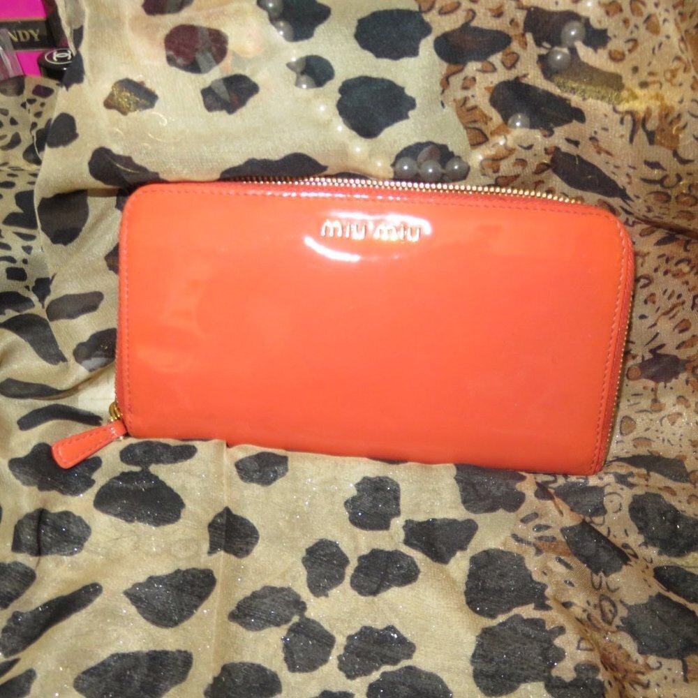 MIU MIU Prada Orange Italian Patent Leather Italian Long Wallet Full Zip Bow GUC